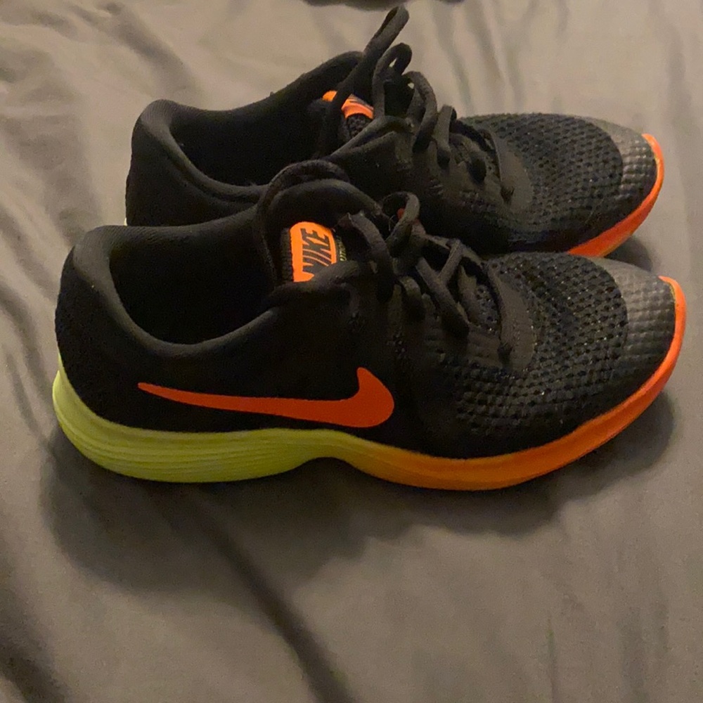 Nike sneakers Revolution 4 Youth